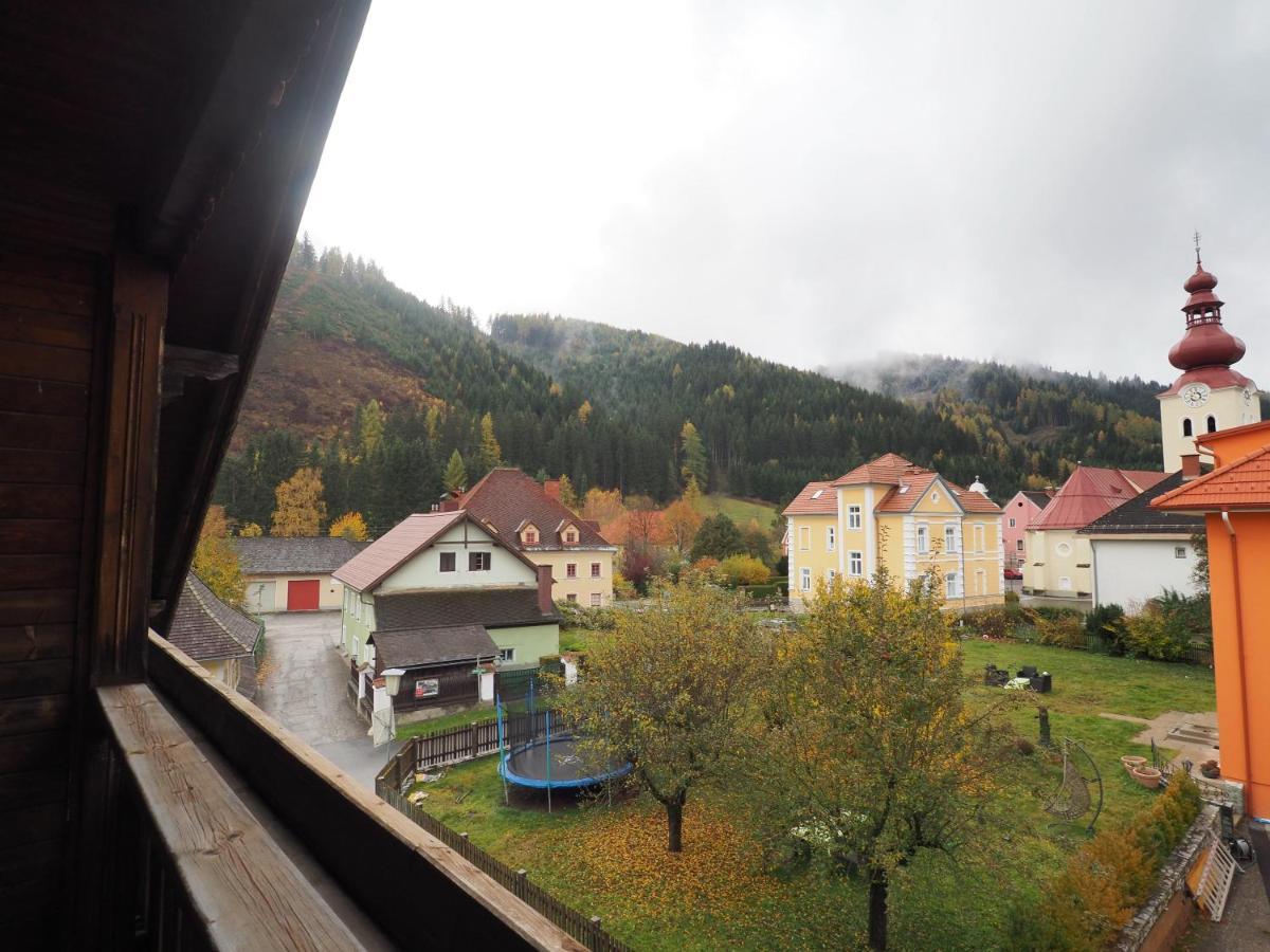 Gasthof Zum Gruenen Specht Oberzeiring Экстерьер фото